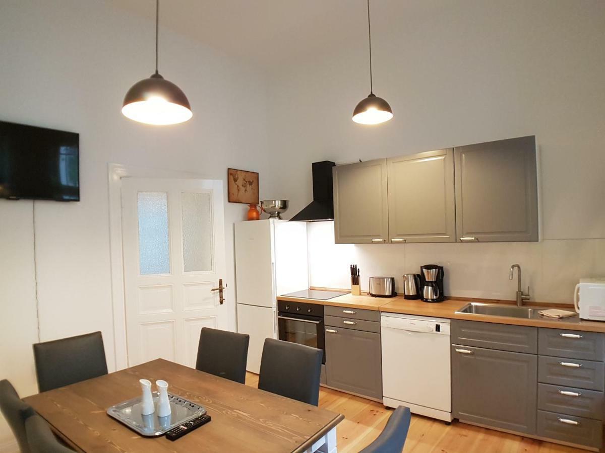 Lang Re By Rockchair Apartments L Superhost Status L 2 Bedrooms Boxspringbeds In City Center - Cozy Family & Business Flair Welcomes You! Berlino Esterno foto