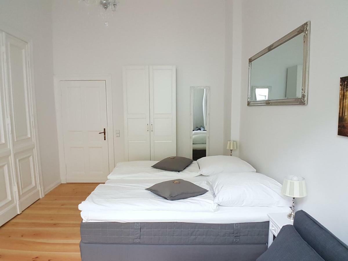 Lang Re By Rockchair Apartments L Superhost Status L 2 Bedrooms Boxspringbeds In City Center - Cozy Family & Business Flair Welcomes You! Berlino Esterno foto