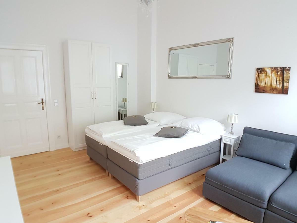 Lang Re By Rockchair Apartments L Superhost Status L 2 Bedrooms Boxspringbeds In City Center - Cozy Family & Business Flair Welcomes You! Berlino Esterno foto